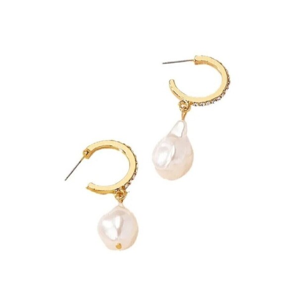 Pearl Drop Earrings Gold Tone Hoops Faux Diamonds Pearlcore - Picture 5 of 12